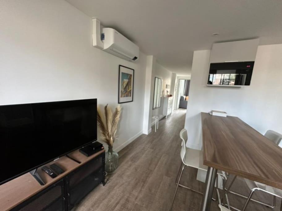 Apartment L'amandier - Joli T3 Neuf Centre A 2 Pas De La Rotonde Mirabeau Et Des Allees Provencales Aix-en-Provence