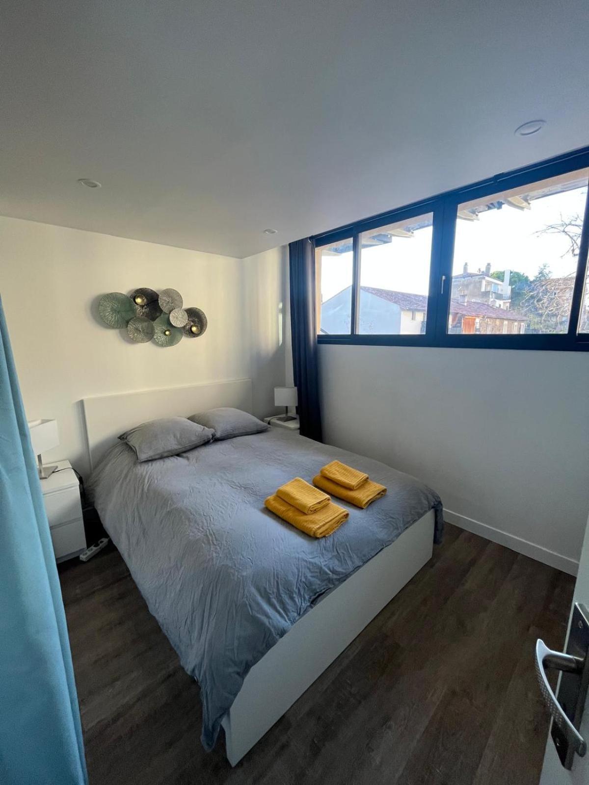 L'amandier - Joli T3 Neuf Centre A 2 Pas De La Rotonde Mirabeau Et Des Allees Provencales